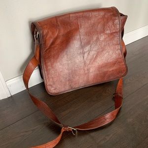 Men’s messenger bag